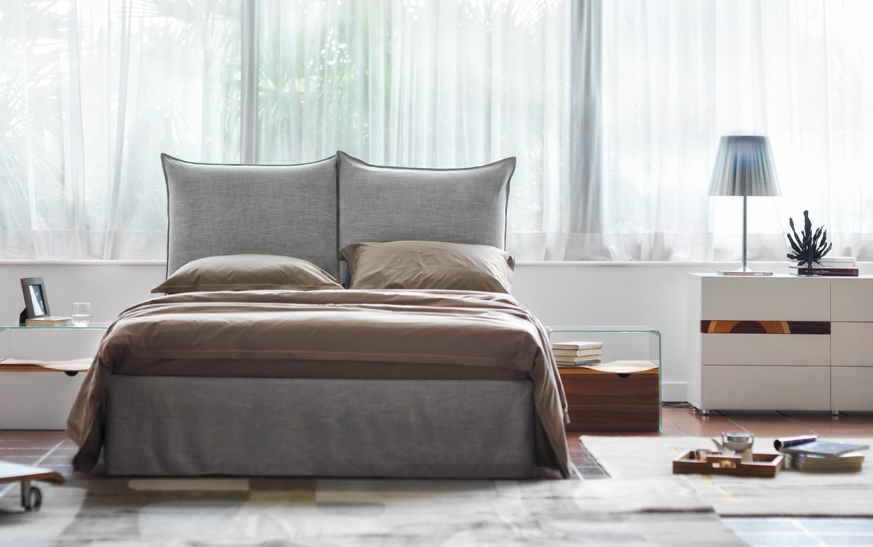 Milos grigio bed in a bedroom