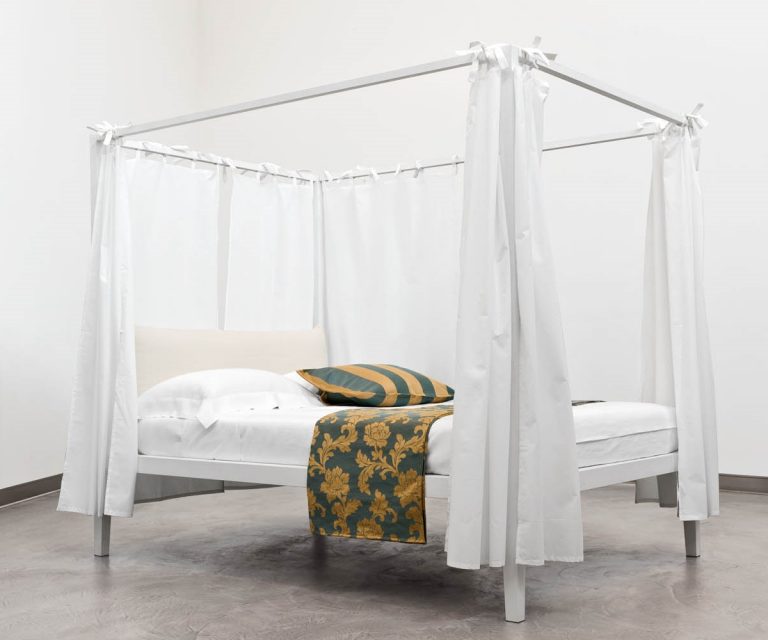 Moheli Canopy • Double bed • Horm
