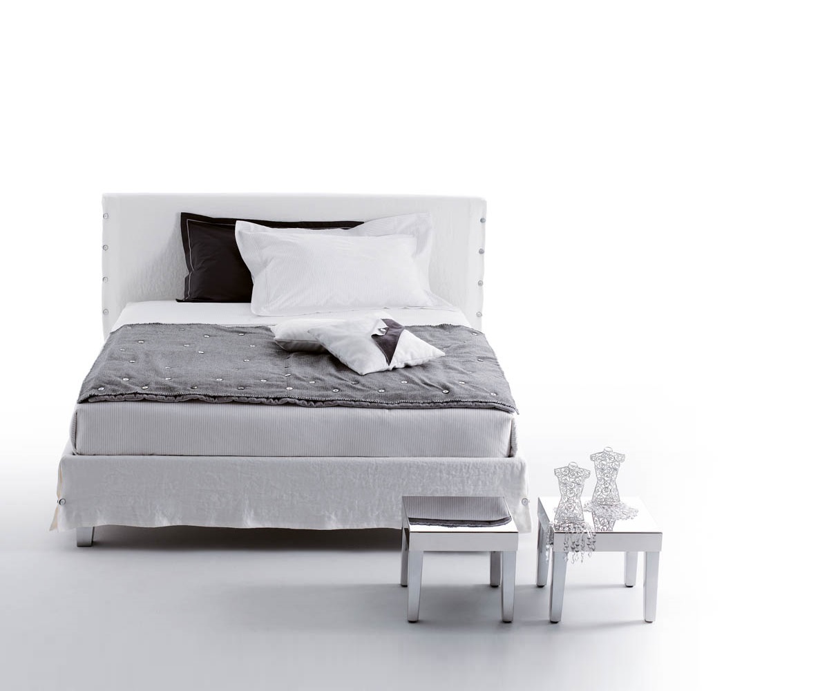 Bed White